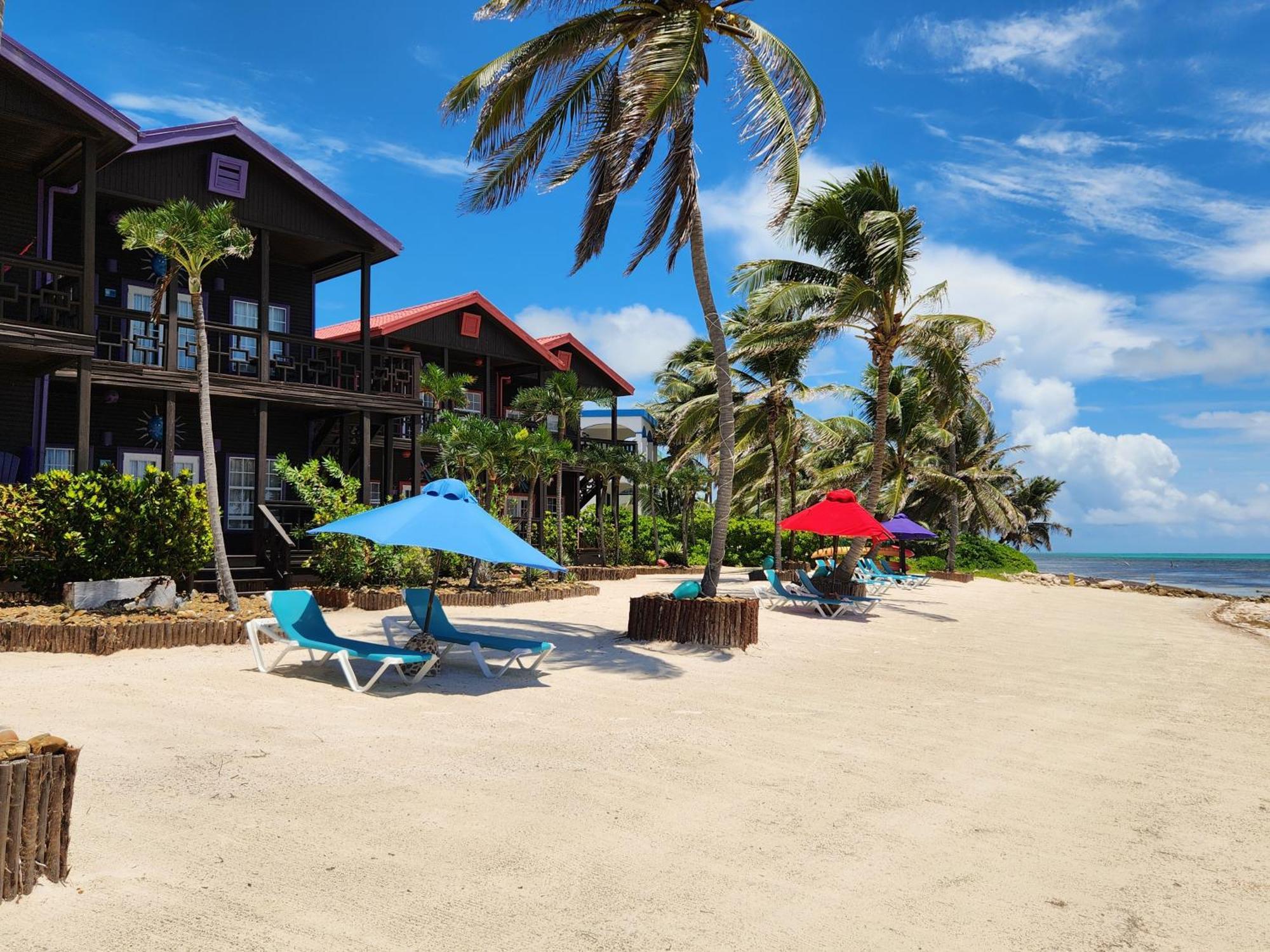 X'Tan Ha- The Waterfront Hotel San Pedro  Ngoại thất bức ảnh